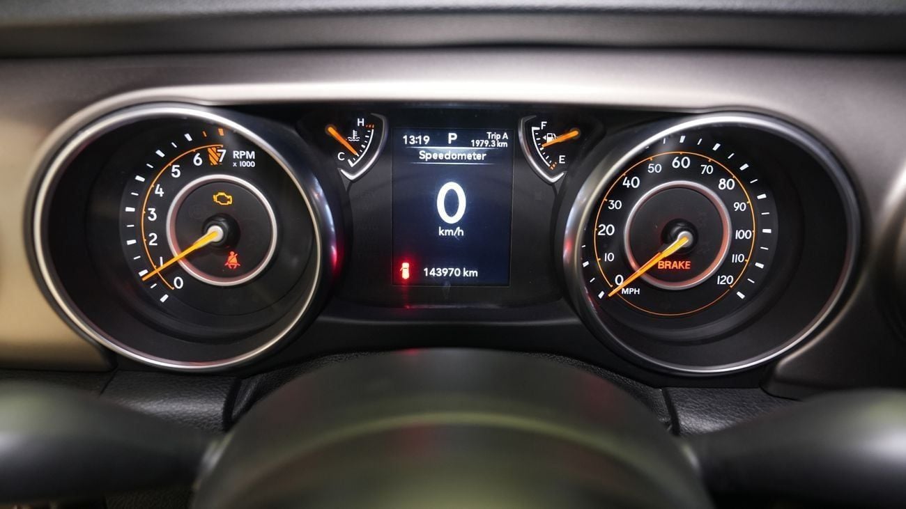 Jeep Wrangler Sport 3.6L A/T