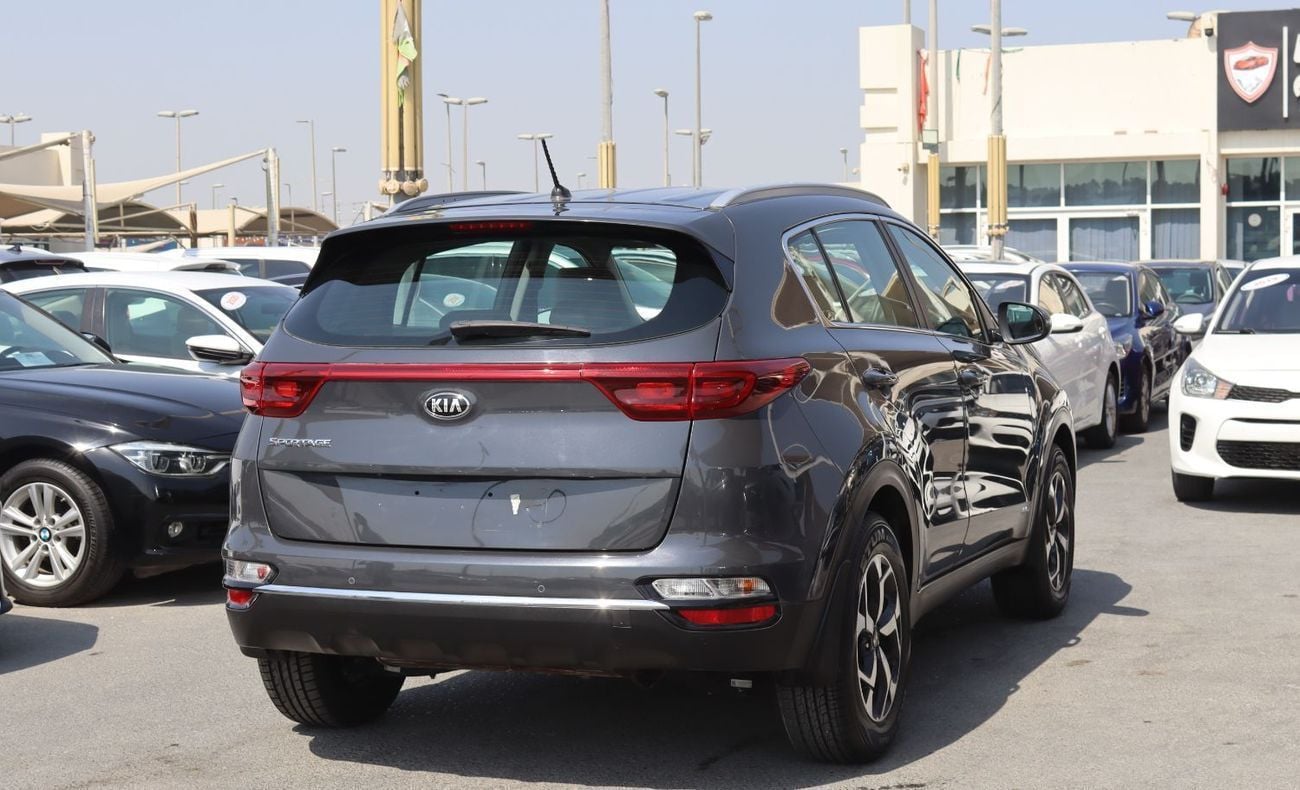 Kia Sportage LX STD EX 2.0L (155 HP) Kia Sportage 2020 GCC in excellent condition, 91,000 km, 2.0L engine, price