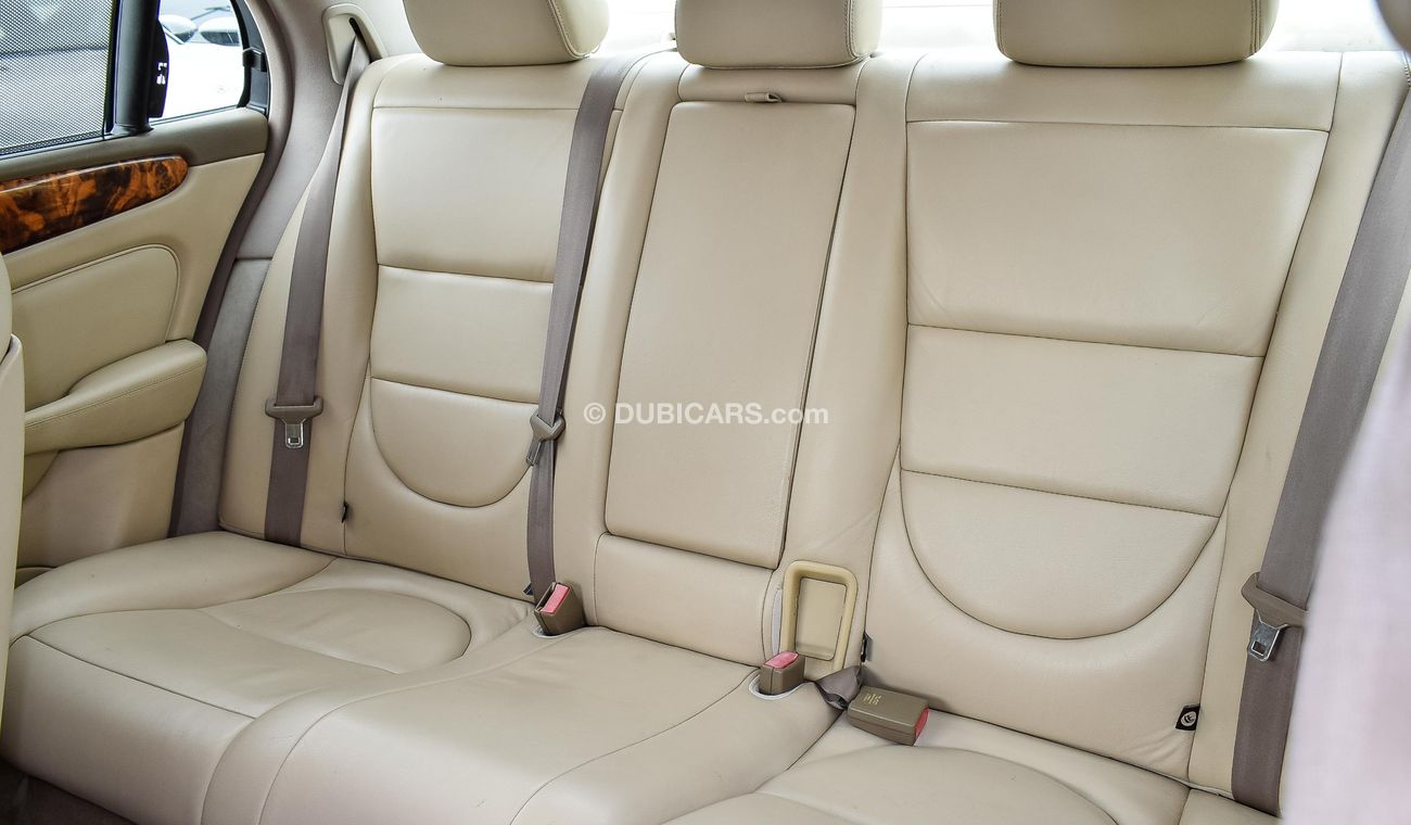 Jaguar XJ8 2004 Model Full options clean car  single owner use wellmaintaned