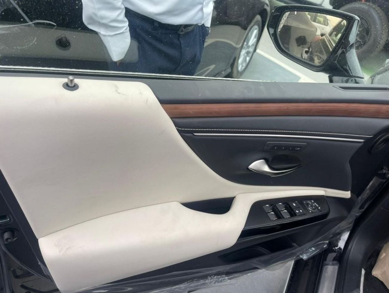 Lexus ES350 3.5 L PETROL V6 2025