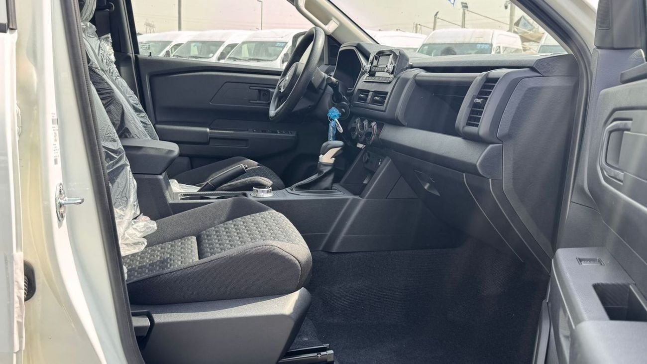 ميتسوبيشي L200 GLX DCABIN 2.4L DIESEL 4X4  6SPEED A/T