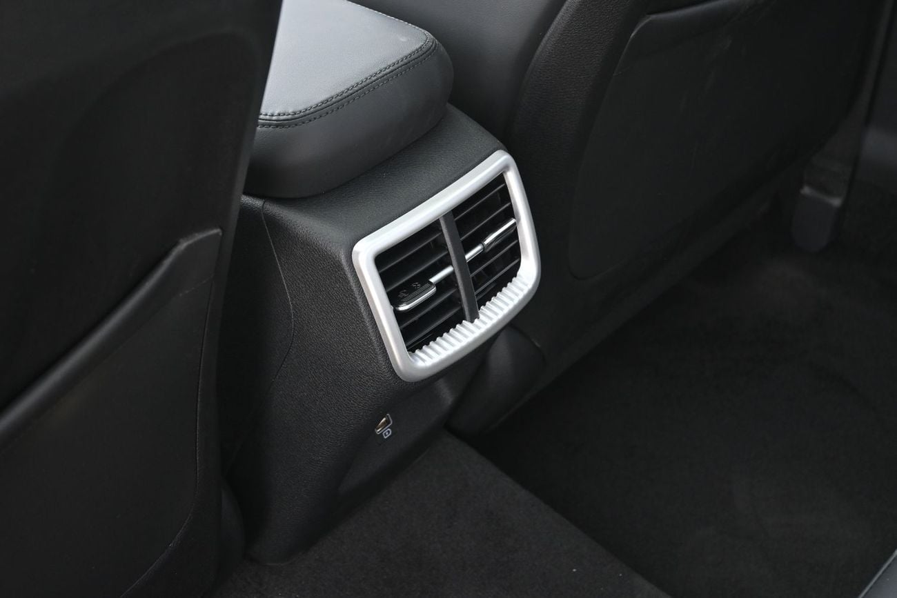 Kia K5 Kia K5 Premium 1.5L Turbo Petrol, Color White, Model 2025