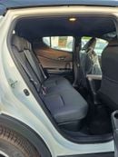 تويوتا CHR LUXURY / 1.8L HYBRID / DOUBLE TONE / PUSH START / LEATHER SEATS / FULL OPTION (CODE# 67991)