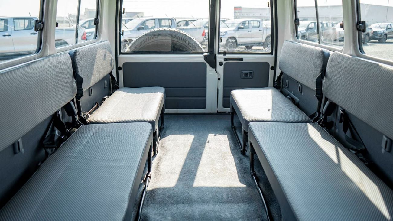 Toyota Land Cruiser 70 Lc 78 hard top 3 door