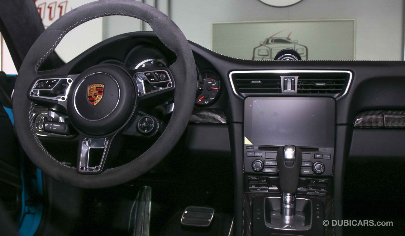 Porsche 911 Turbo S / GCC Specs / Warranty