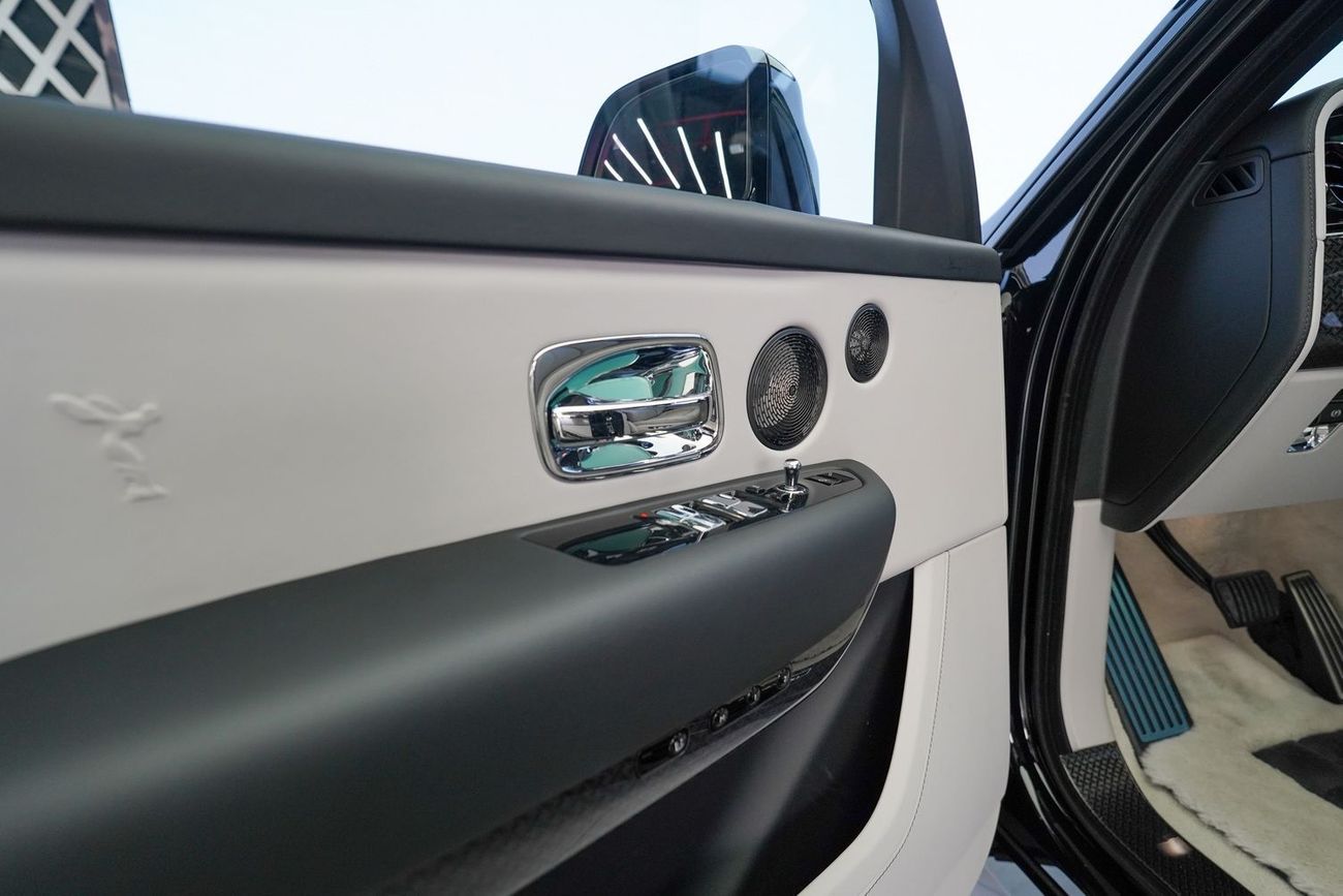 Rolls-Royce Cullinan BLACK BADGE