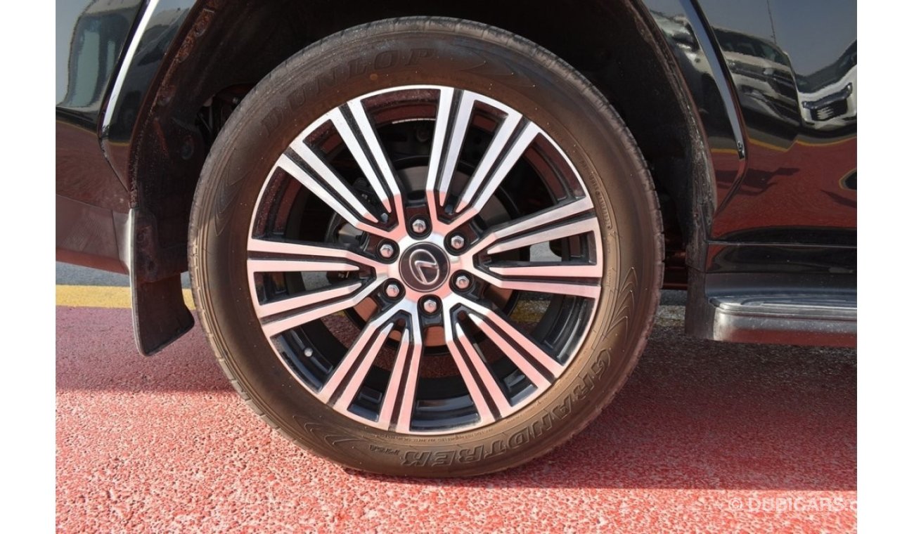 Lexus LX 600 3.5L PET - AUTO - 23YM - SIGNATURE - BLK_TAN  (EXPORT OFFER)