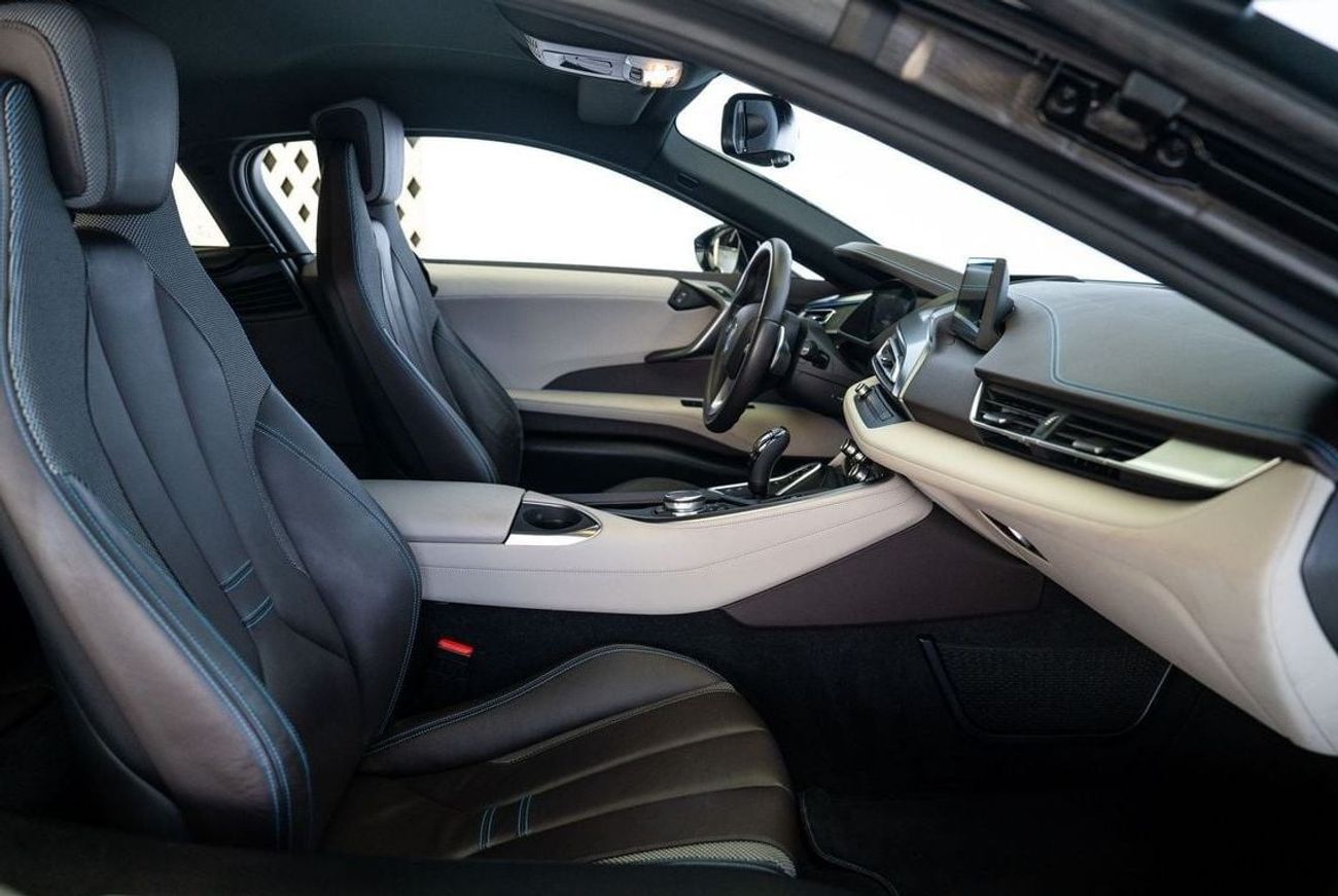 BMW i8 Plug-In Hybrid 1.5L