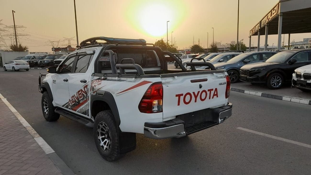 تويوتا هيلوكس RIGHT HAND DIESEL