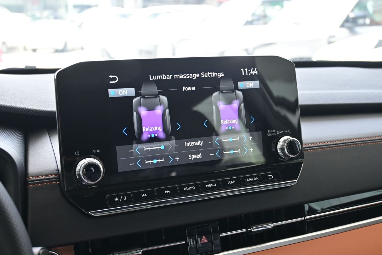 Mitsubishi Outlander Mitsubishi Outlander P-Line 2.5L Petrol 4WD, Model 2025, Color White