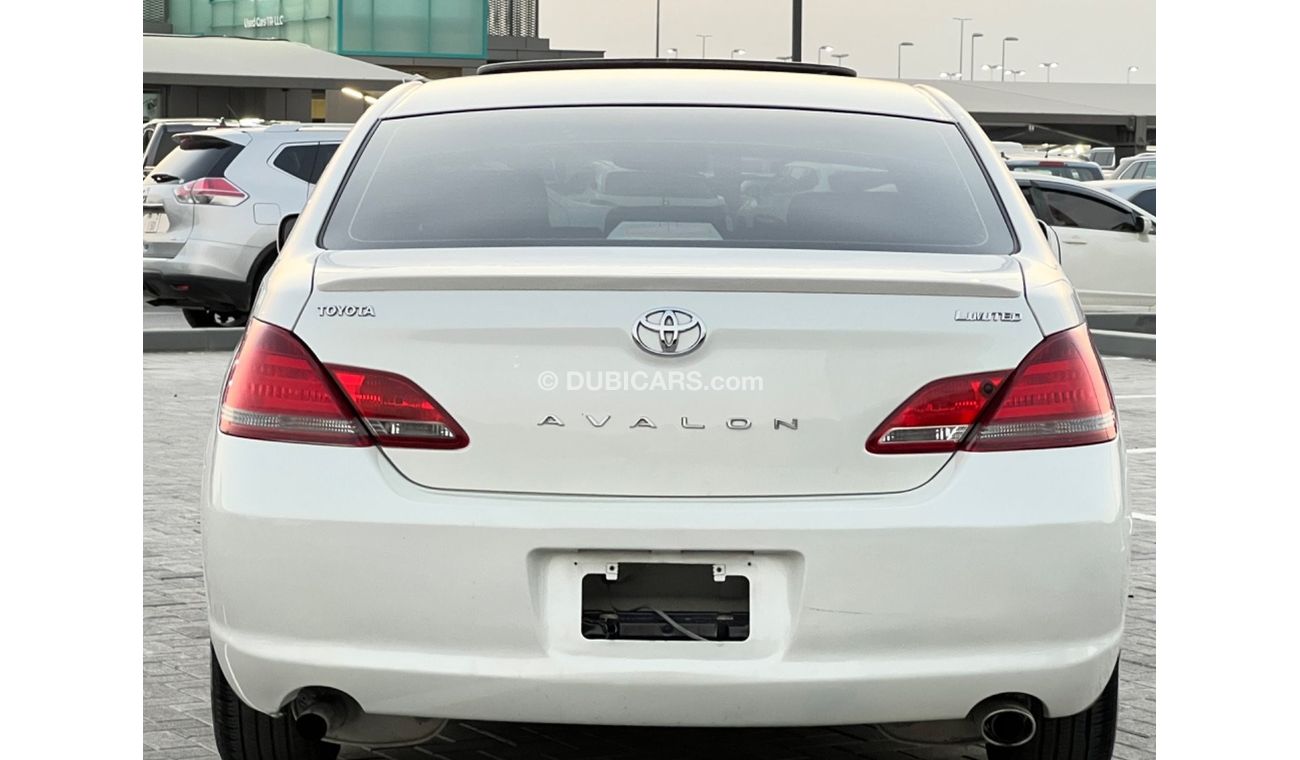Toyota Avalon