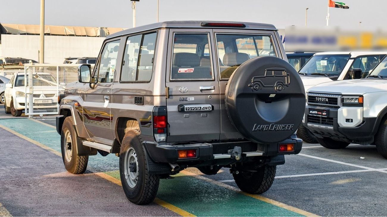تويوتا لاند كروزر 70 2.8L Diesel