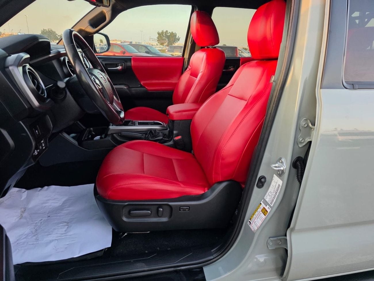 تويوتا تاكوما TRD OFF ROAD (NON GCC)