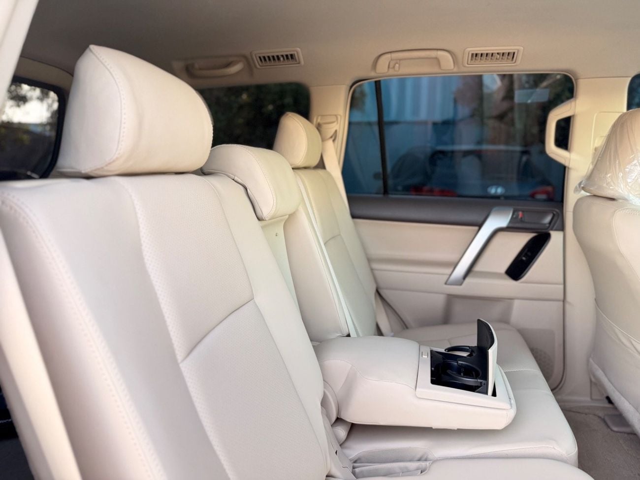 تويوتا برادو GXR 2.7L (160 HP) 4WD