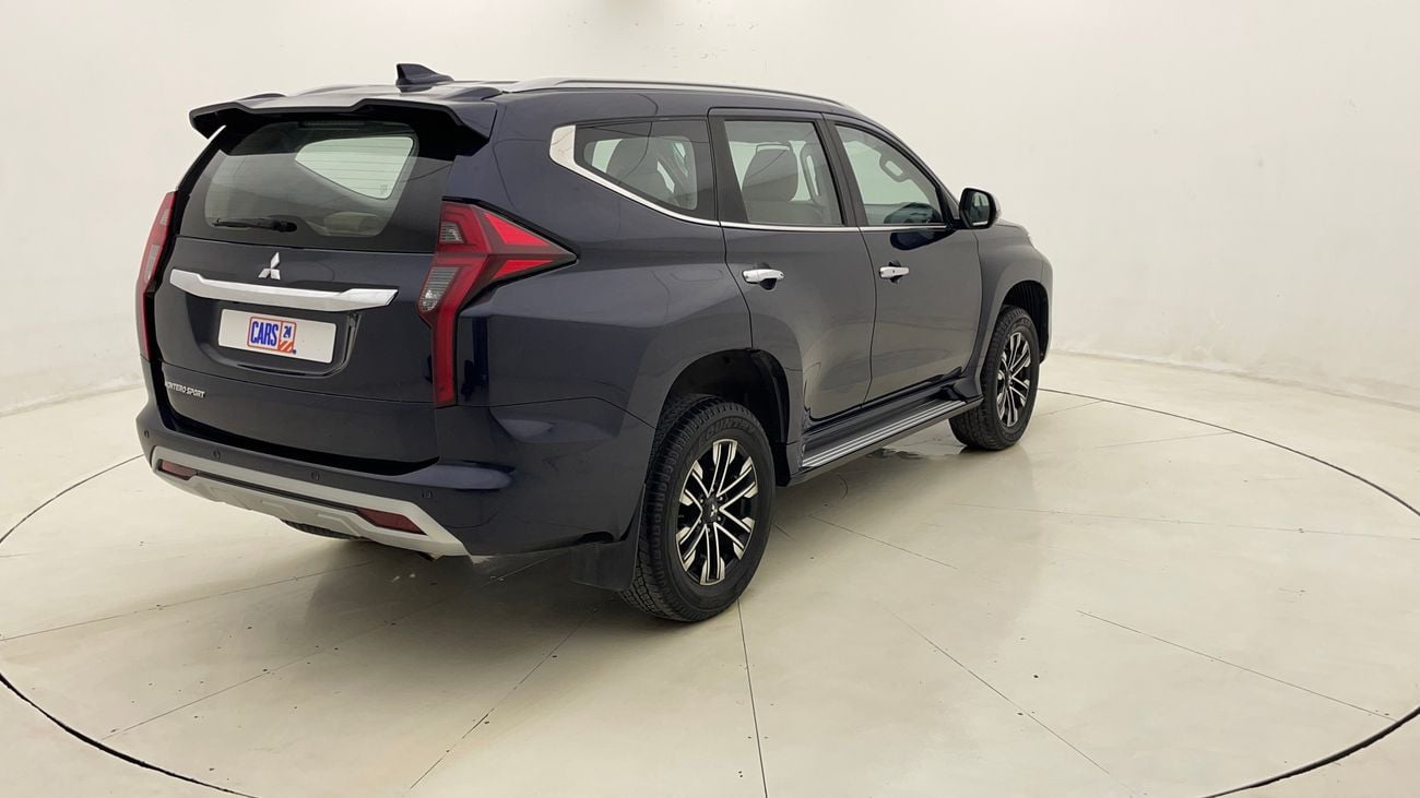 ميتسوبيشي مونتيرو سبورت GLS PREMIUM 3 | بدون دفعة مقدمة | اختبار القيادة في المنزل