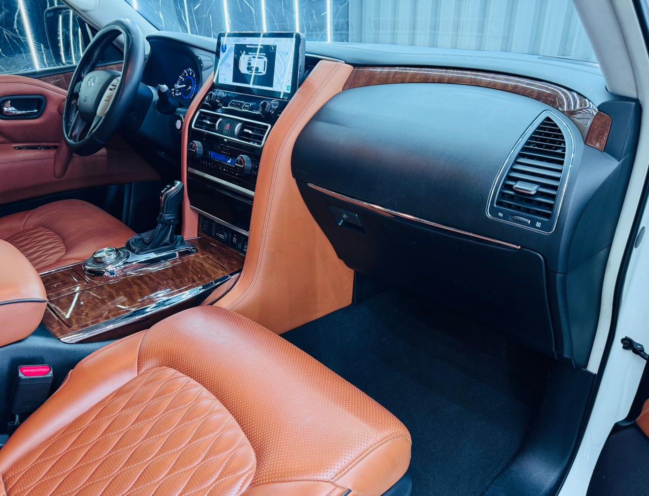 إنفينيتي QX80 Luxe 7st 5.6L