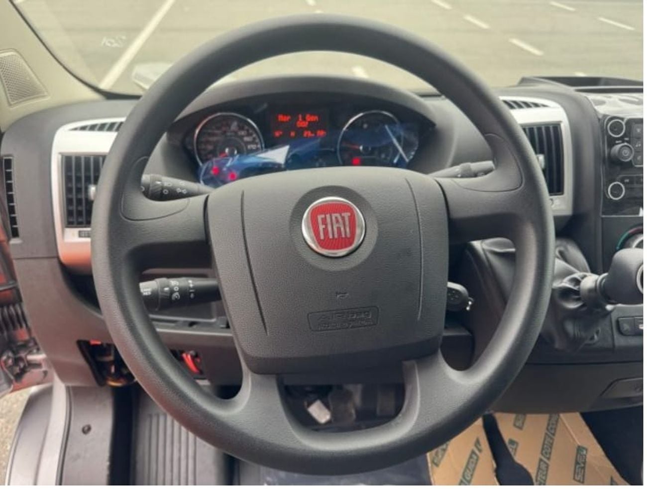 Fiat Ducato FIAT DUCATO L3H2 FWD 2.2L HDI DIESEL 6-SPEED MT 140BHP