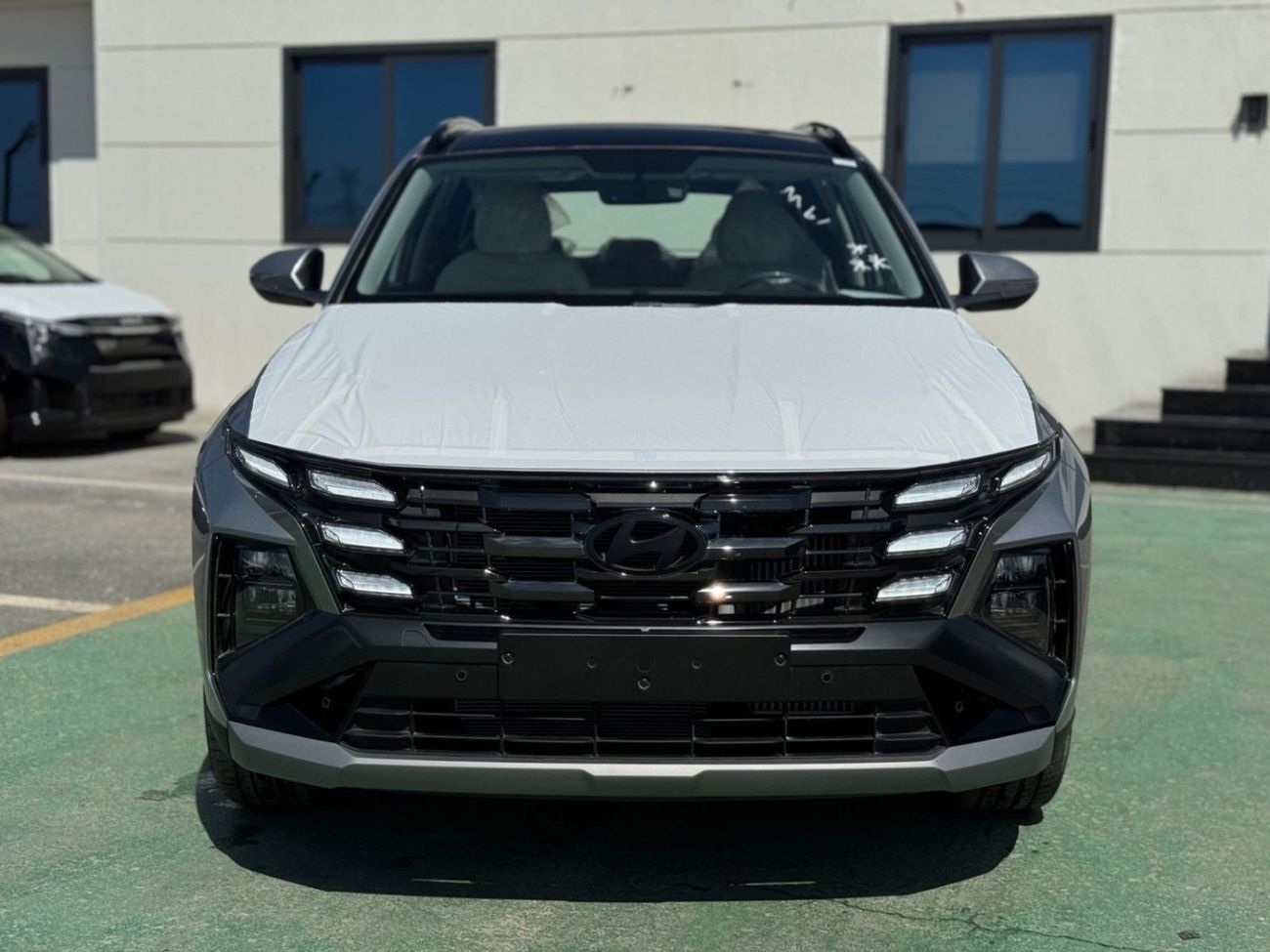 هيونداي توسون HYUNDAI TUCSON 1.6T - 2025 MODEL - SILVER COLOR