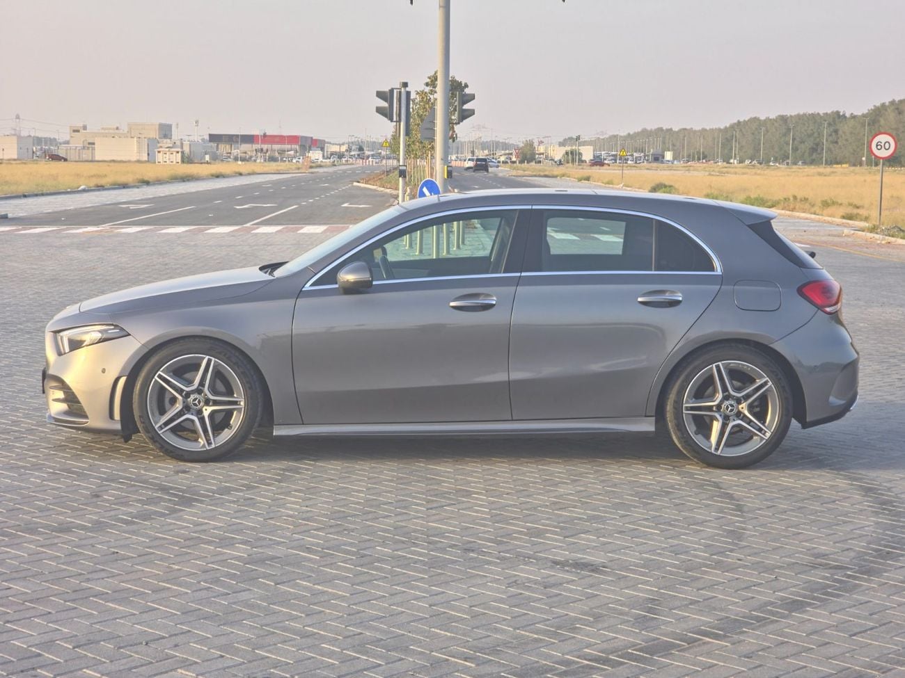 مرسيدس بنز A 200 AMG