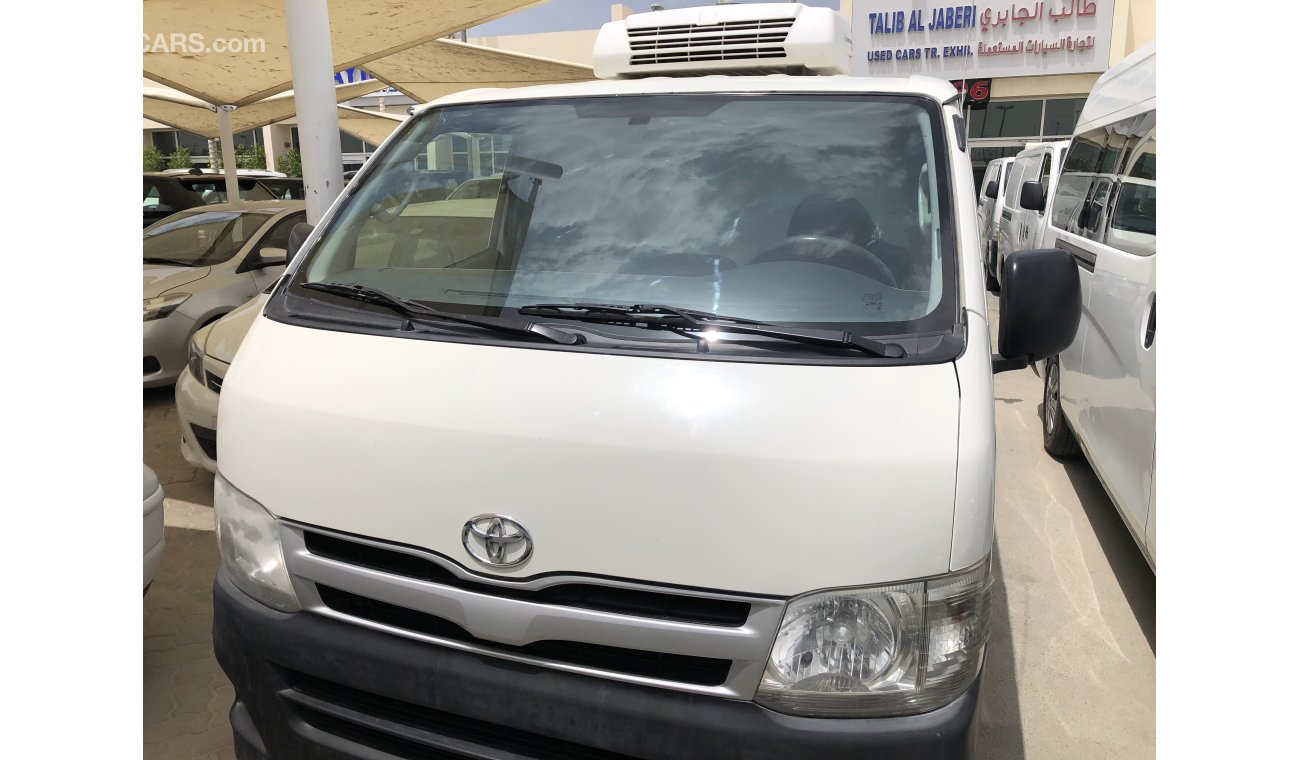 Toyota Hiace Toyota Hiace Van Thermoking Chiller,2013.Excellent Condition