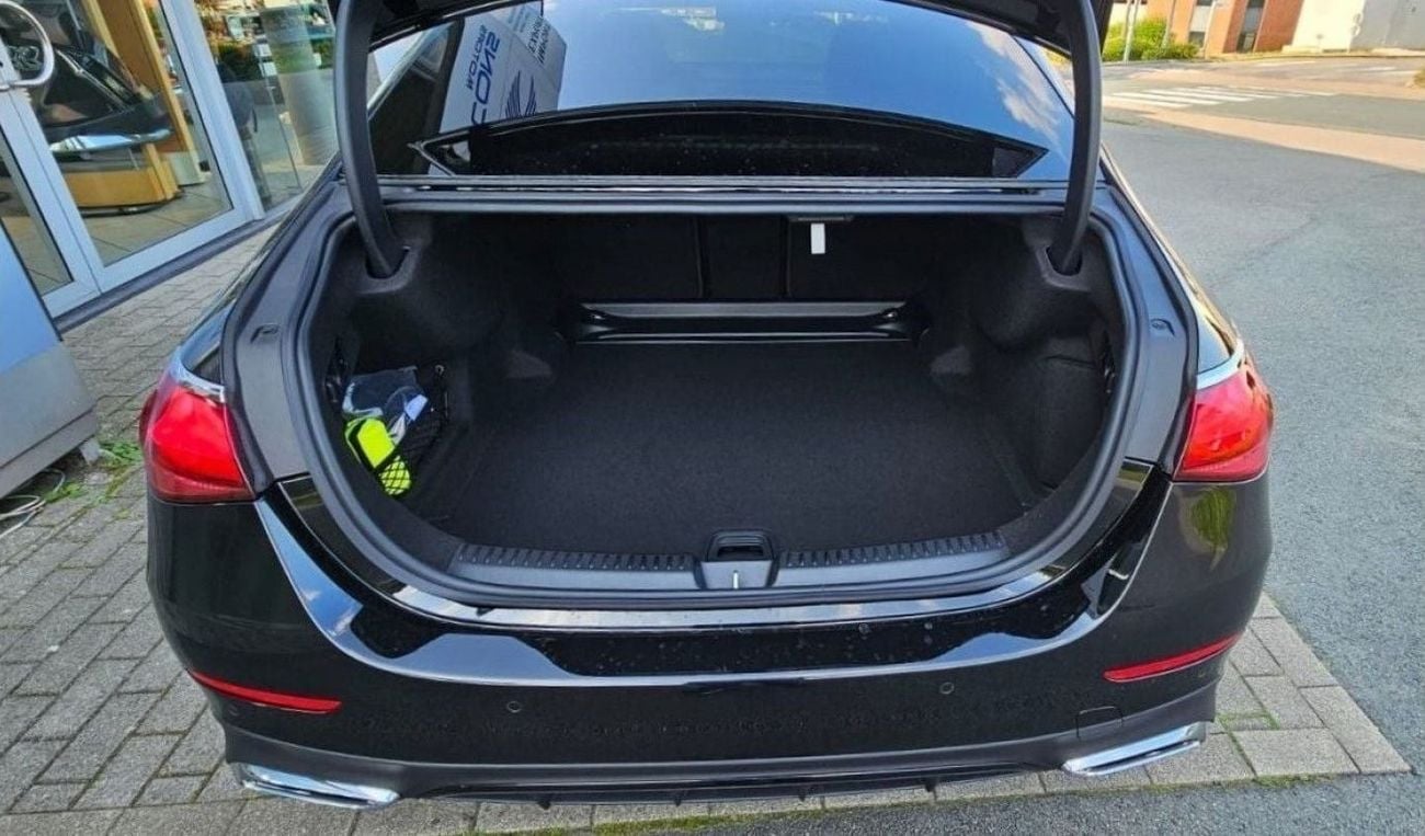 Mercedes-Benz E200 2.0L Premium Plus AMG LINE 2025 {Export}