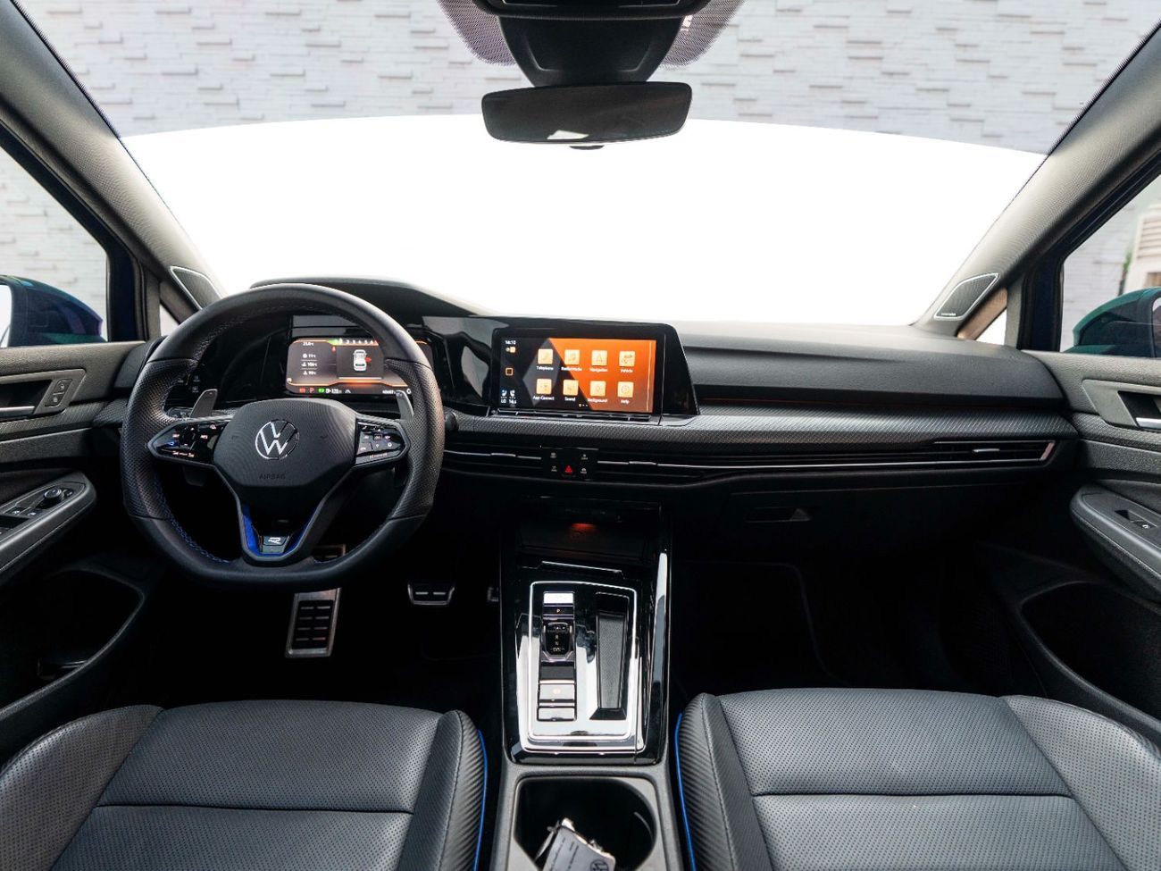 Volkswagen Golf R Base 2.0T