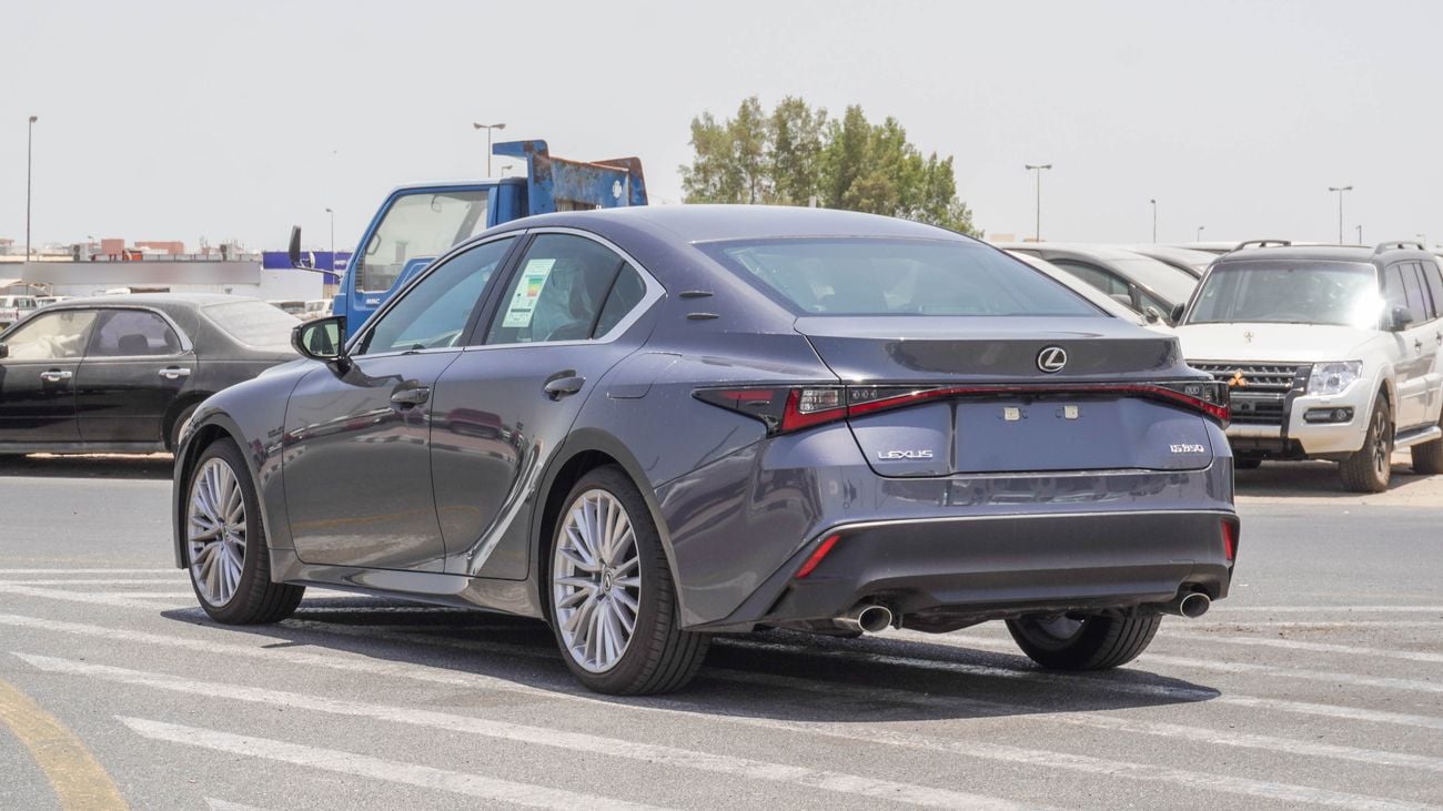 Lexus IS350 3.5 L V6