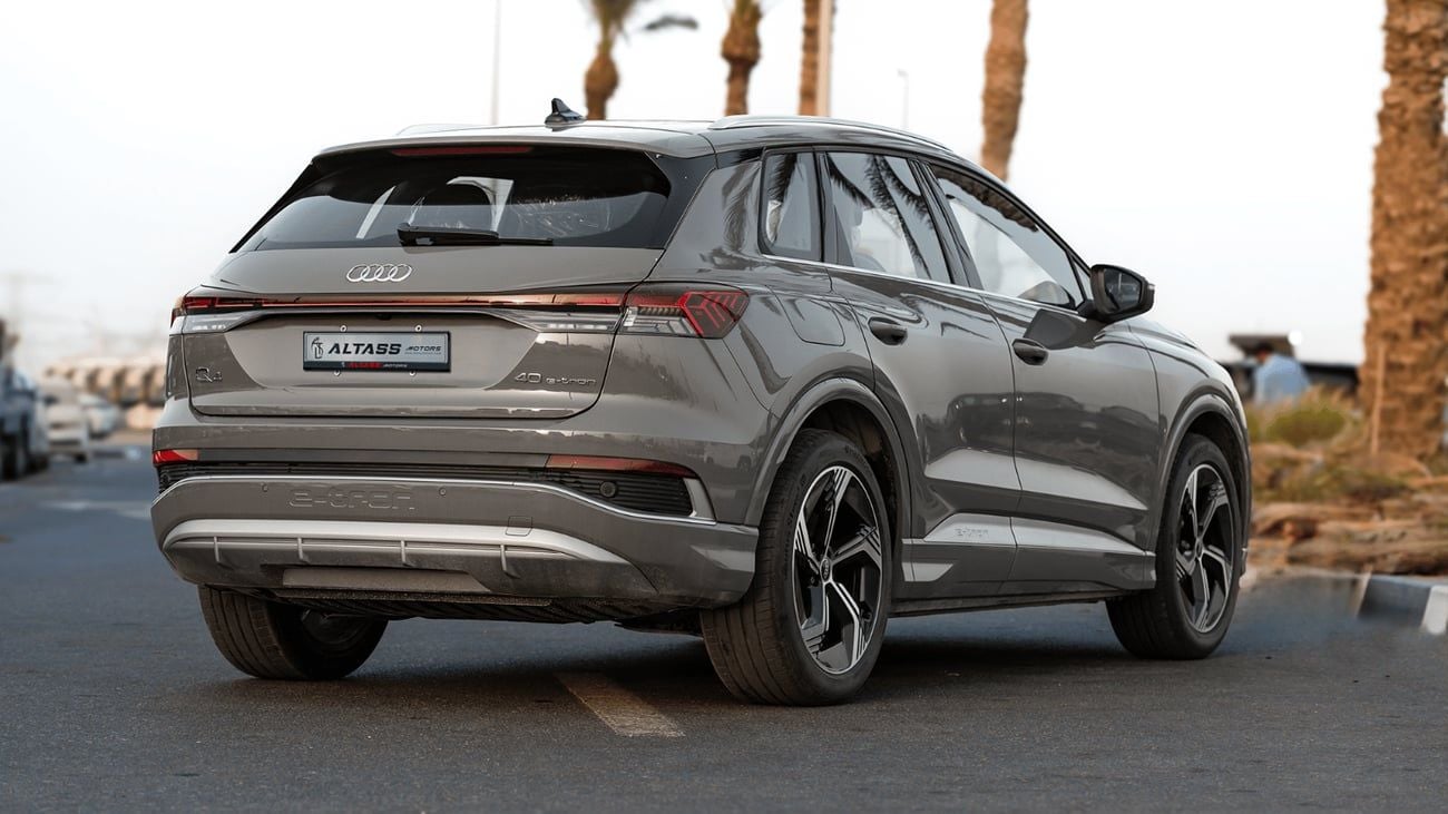 Audi etron 2025 | AUDI E-TRON Q4 TOP VERSION [ EXPORT ONLY ]