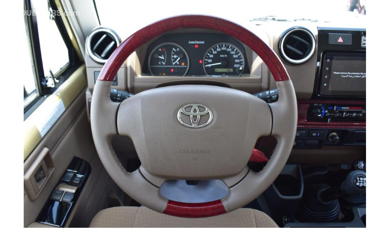 Toyota Land Cruiser 70 71 Hardtop Short Wheel Base DLX V6 4.0l Petrol Manual Transmission