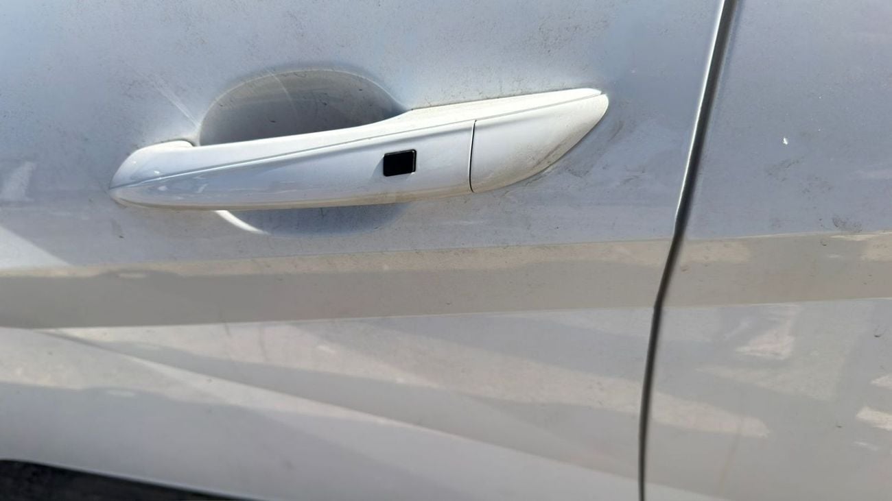 Hyundai Elantra 1.5L Pertol - GLX ELITE