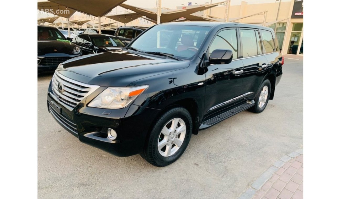 Lexus LX570