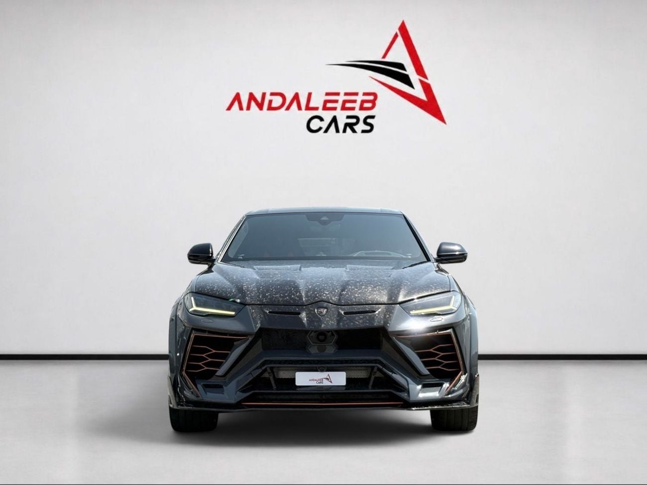 Lamborghini Urus STD AED 12,780 P.M | 0% DOWN PAYMENT | LAMBORGHINI URUS MANSORY KIT | 4.0L TWIN-TURBO V8 | FULL SERV