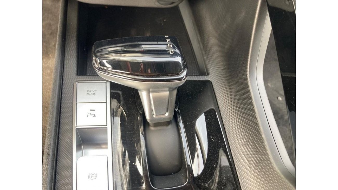 Hyundai Elantra HYUNDA ELENTRA 1.5L MY2024