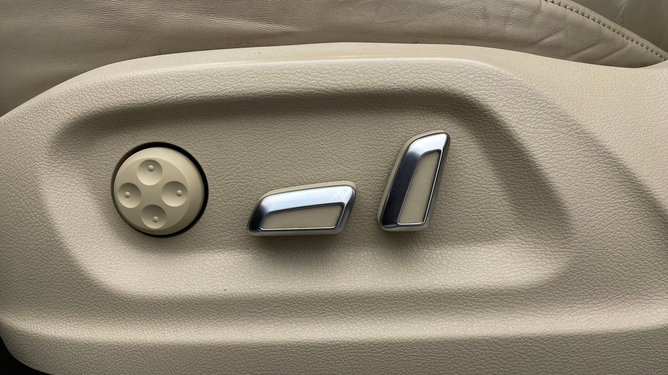 Audi Q5 40 TFSI S LINE 2 | Under Warranty | Inspected on 150+ parameters