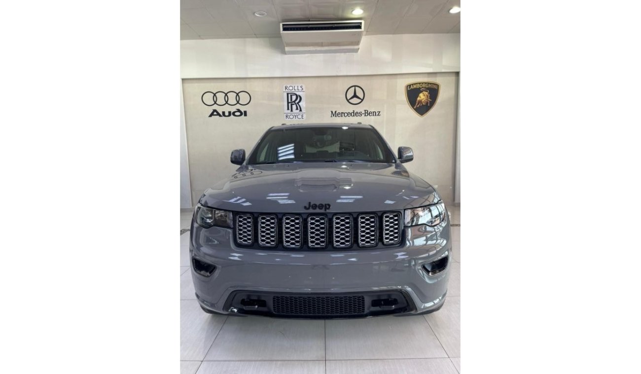 جيب جراند شيروكي JEEP GRAND CHEROKEE ALTITUDE