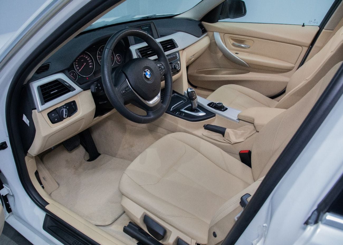 BMW 318i STD