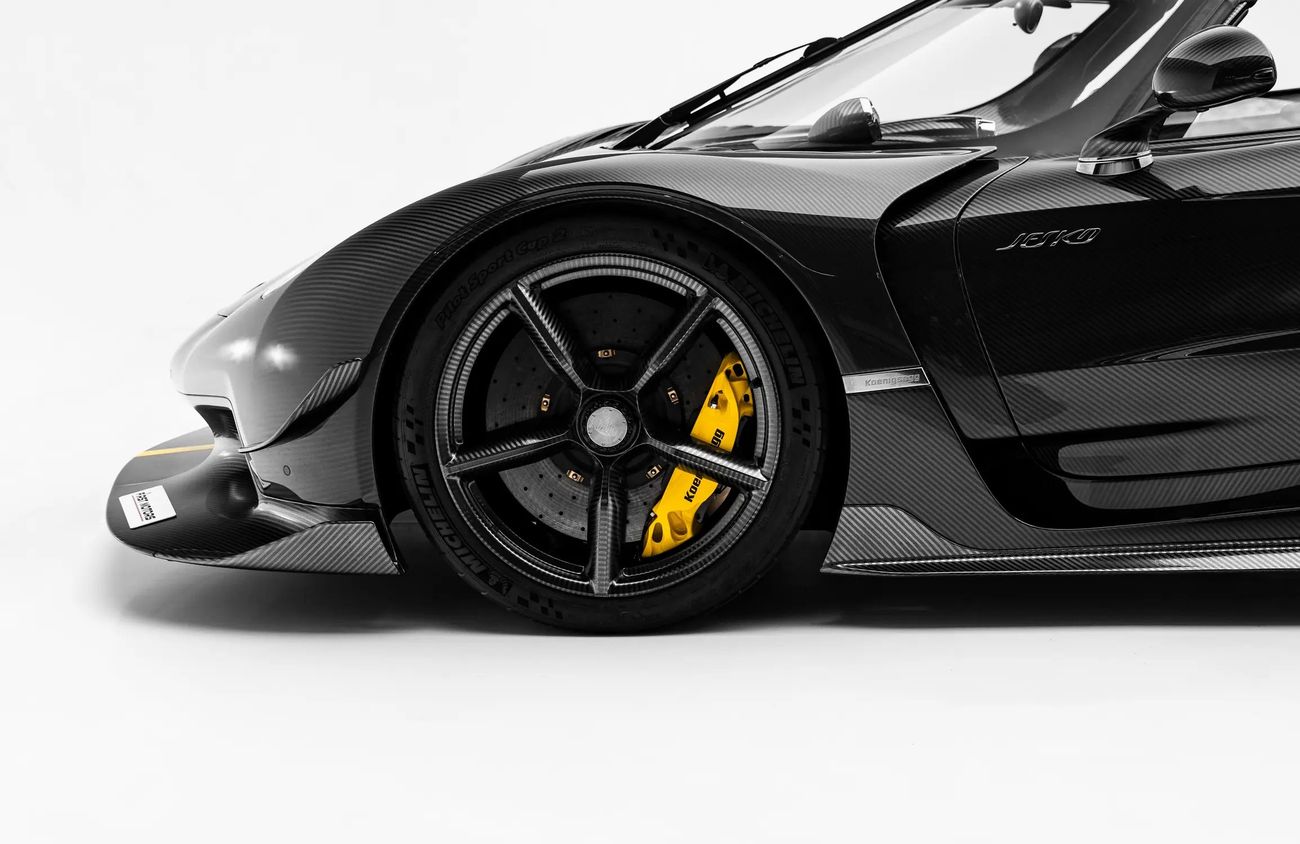 Koenigsegg Jesko 5.0L V8 Twin-Turbocharged Engine | Warranty
