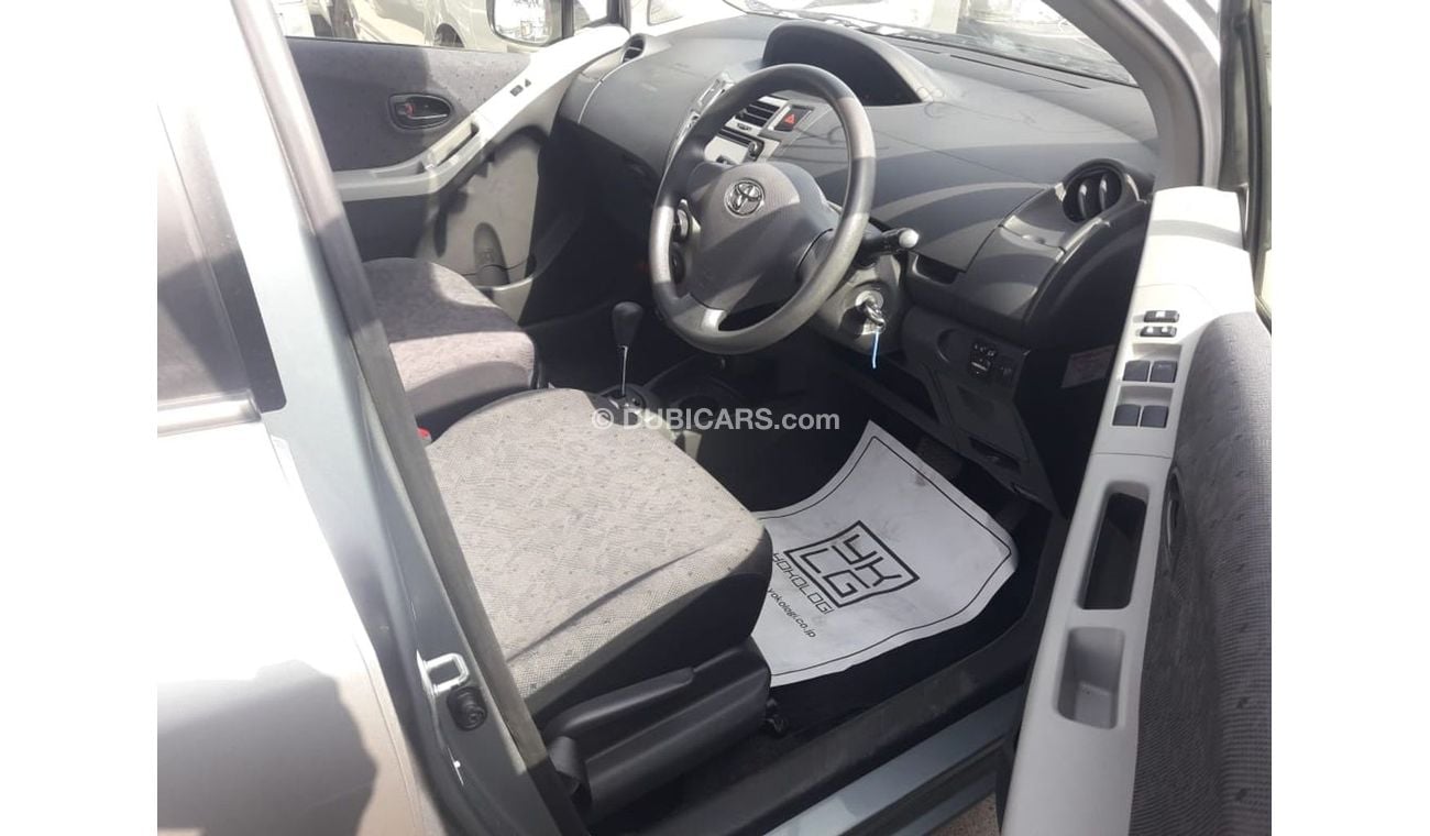 Toyota Vitz Toyota Vitz (Stock no PM 68 )