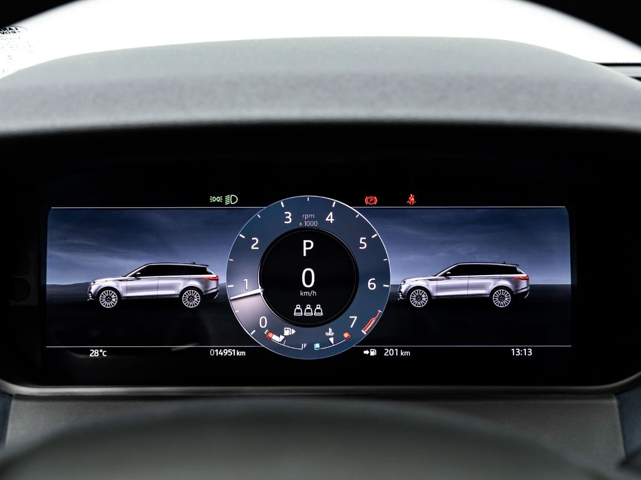 لاند روفر رينج روفر فيلار P250 R-Dynamic SE 2.0L