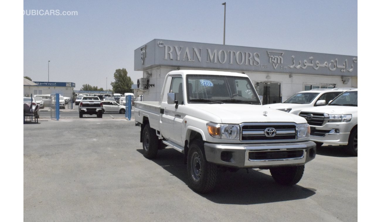 Toyota Land Cruiser Pick Up SINGLE CABIN V-6 4.0 L ENGINE 2020 MODEL  PETROL WITH MANUAL TRANSMISSION 4WD  ONLY FOR EXPORT