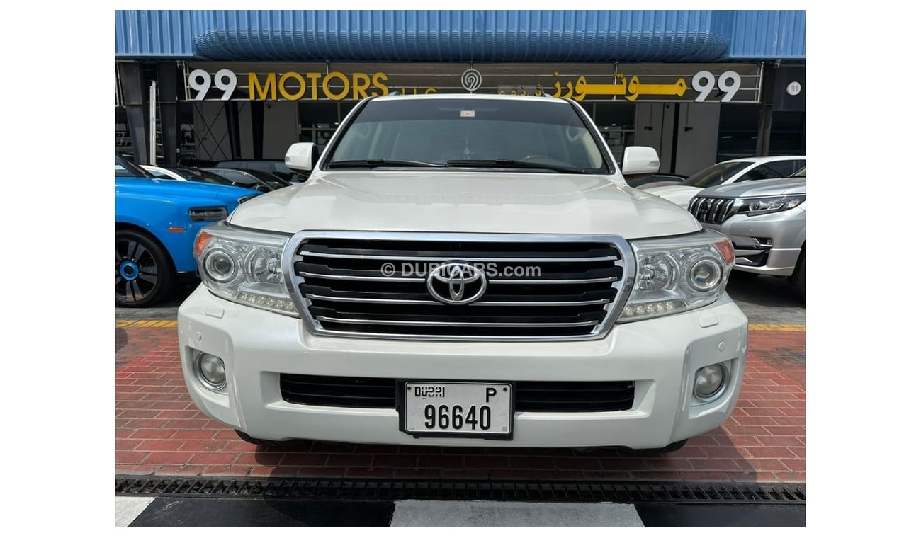Used Toyota Land Cruiser 2015 for sale in Dubai - 661200