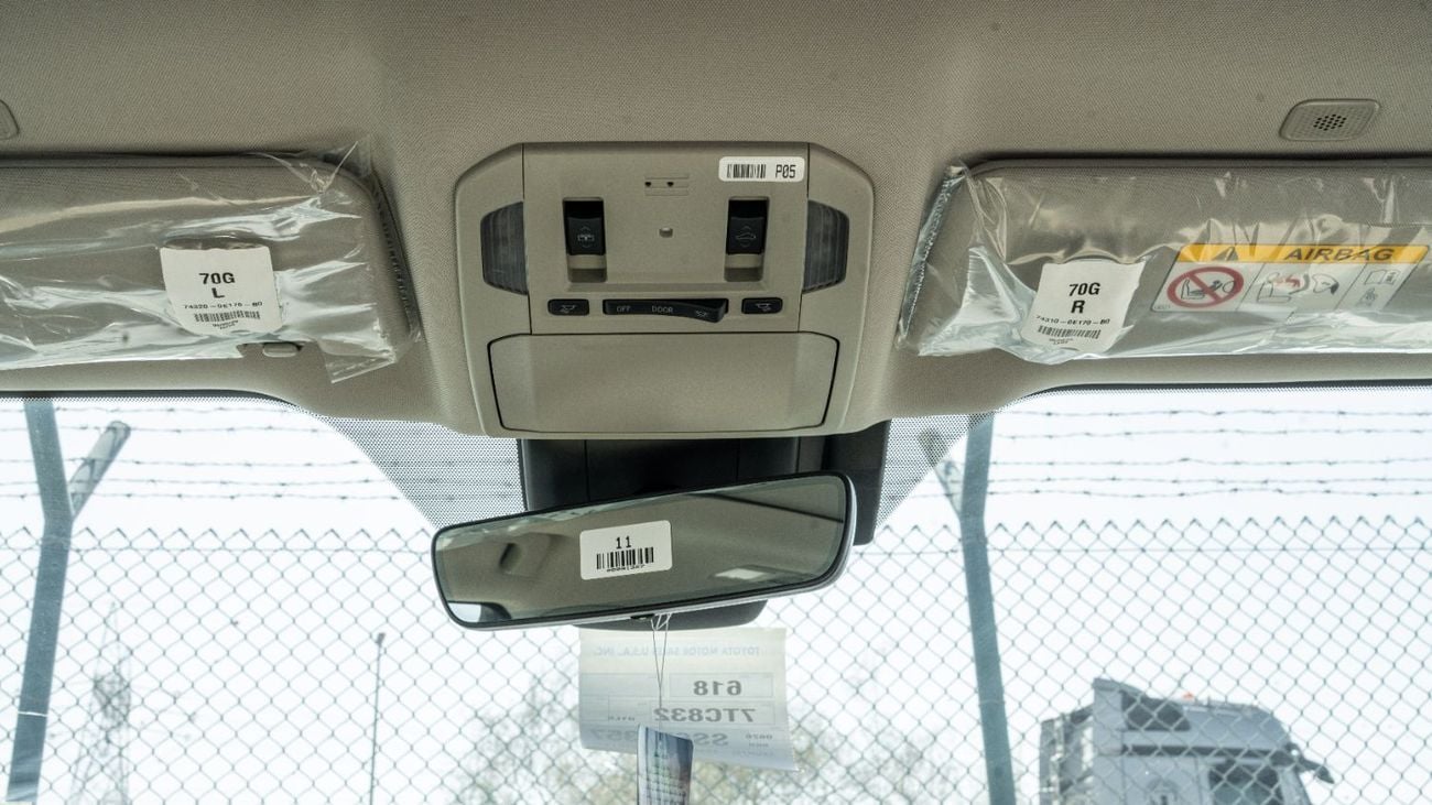 Toyota Highlander 2026 Toyota Highlander Limited 2.5L AT Hybrid (Gray-Beige)