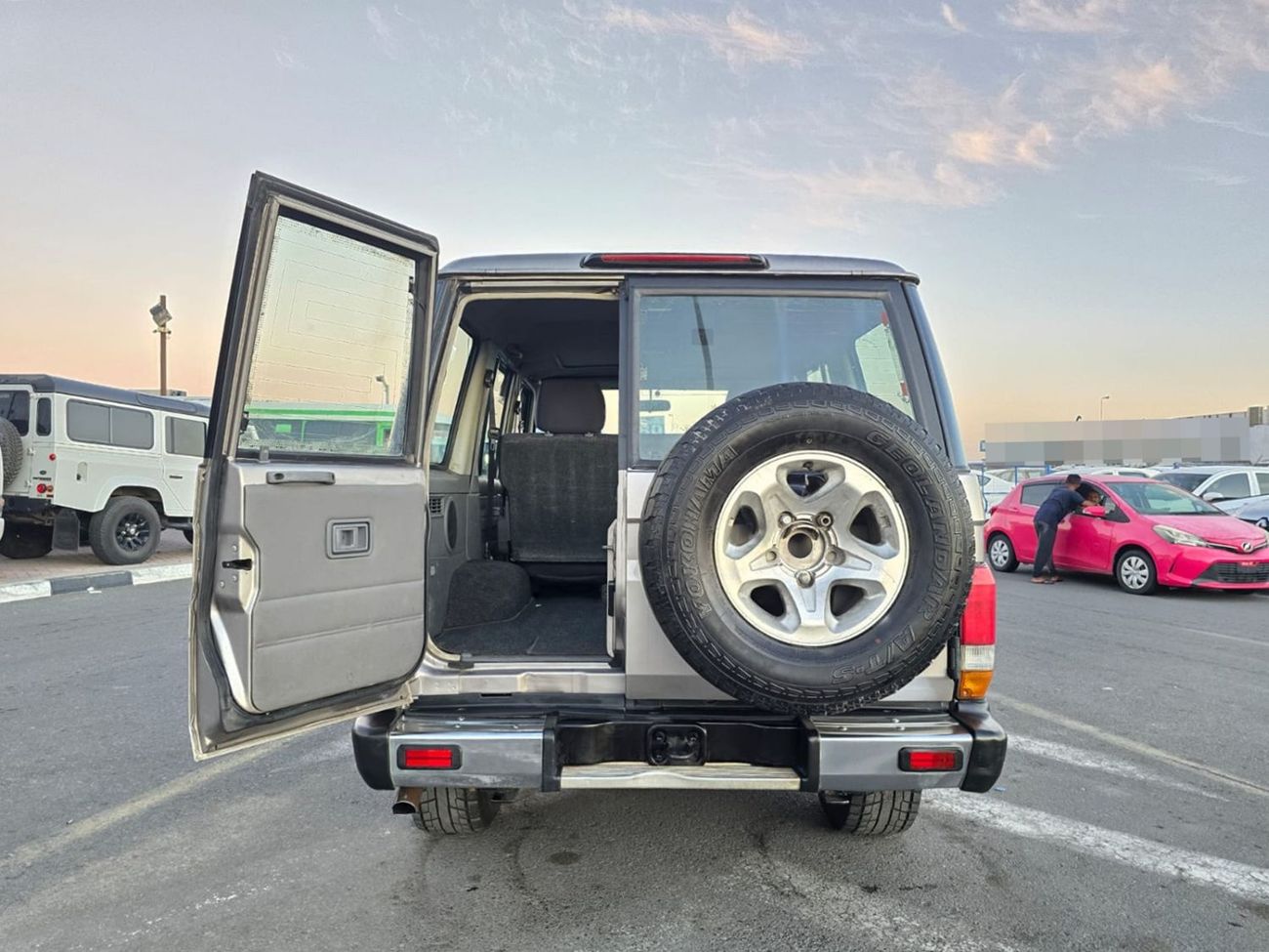 تويوتا لاند كروزر TOYOTA LAND CRUISER SUV RHD 2001 MODEL 4.1 L DIESEL MANUAL(PM03166)