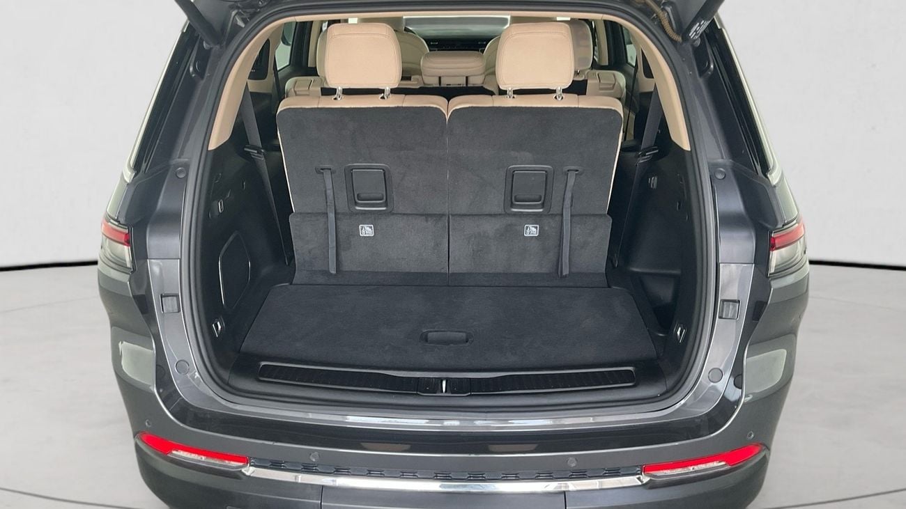 جيب جراند شيروكي Limited | شامل الضمان | 0 ﺪﻔﻋﺓ ﺃﻮﻟﻯ