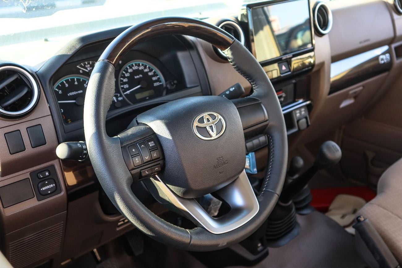 تويوتا لاند كروزر بيك آب  TOYOTA LAND CRUISER SINGLE CAB 4.0L 2025 MODEL M/T