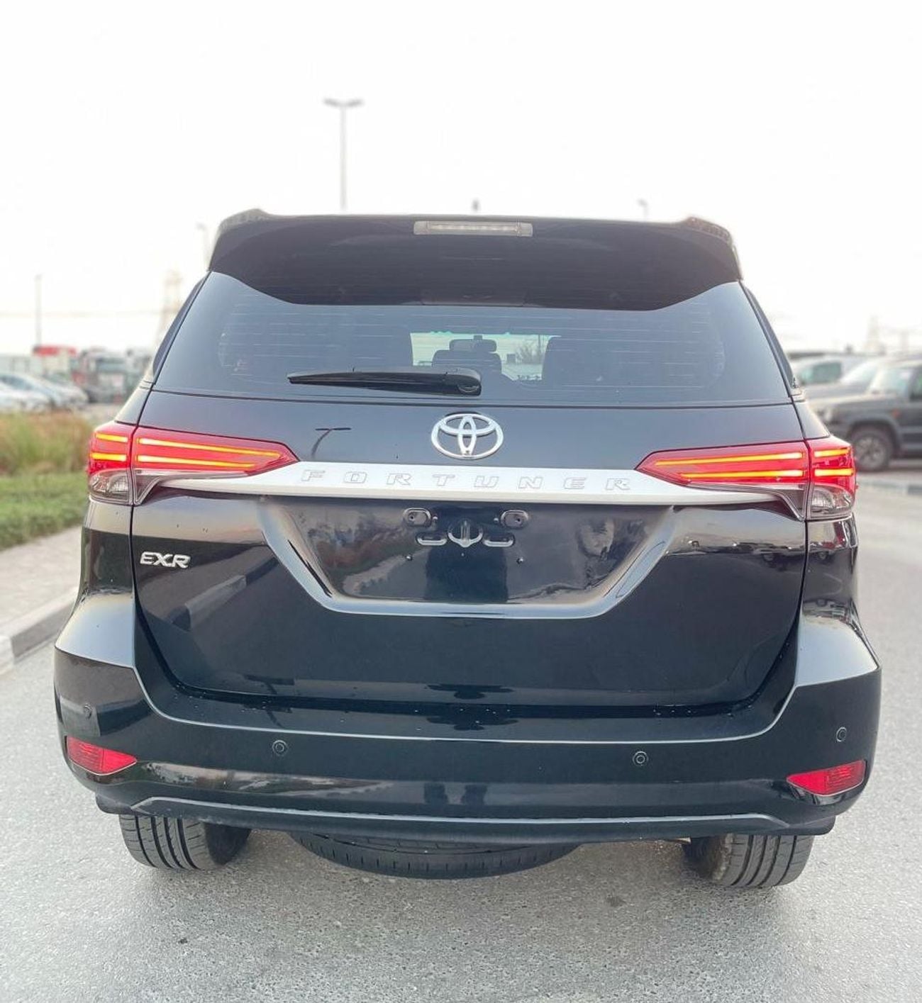 Toyota Fortuner EXR 2.7L (160 HP)