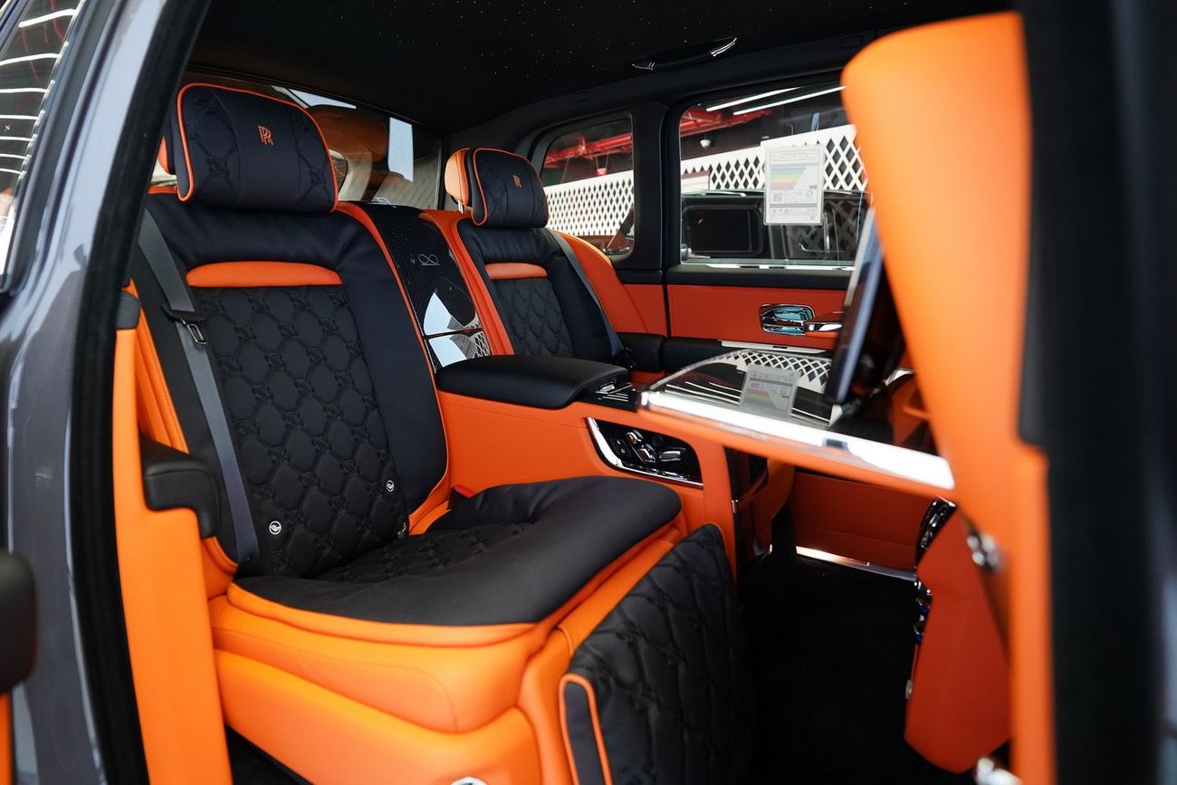 Rolls-Royce Cullinan BLACK BADGE