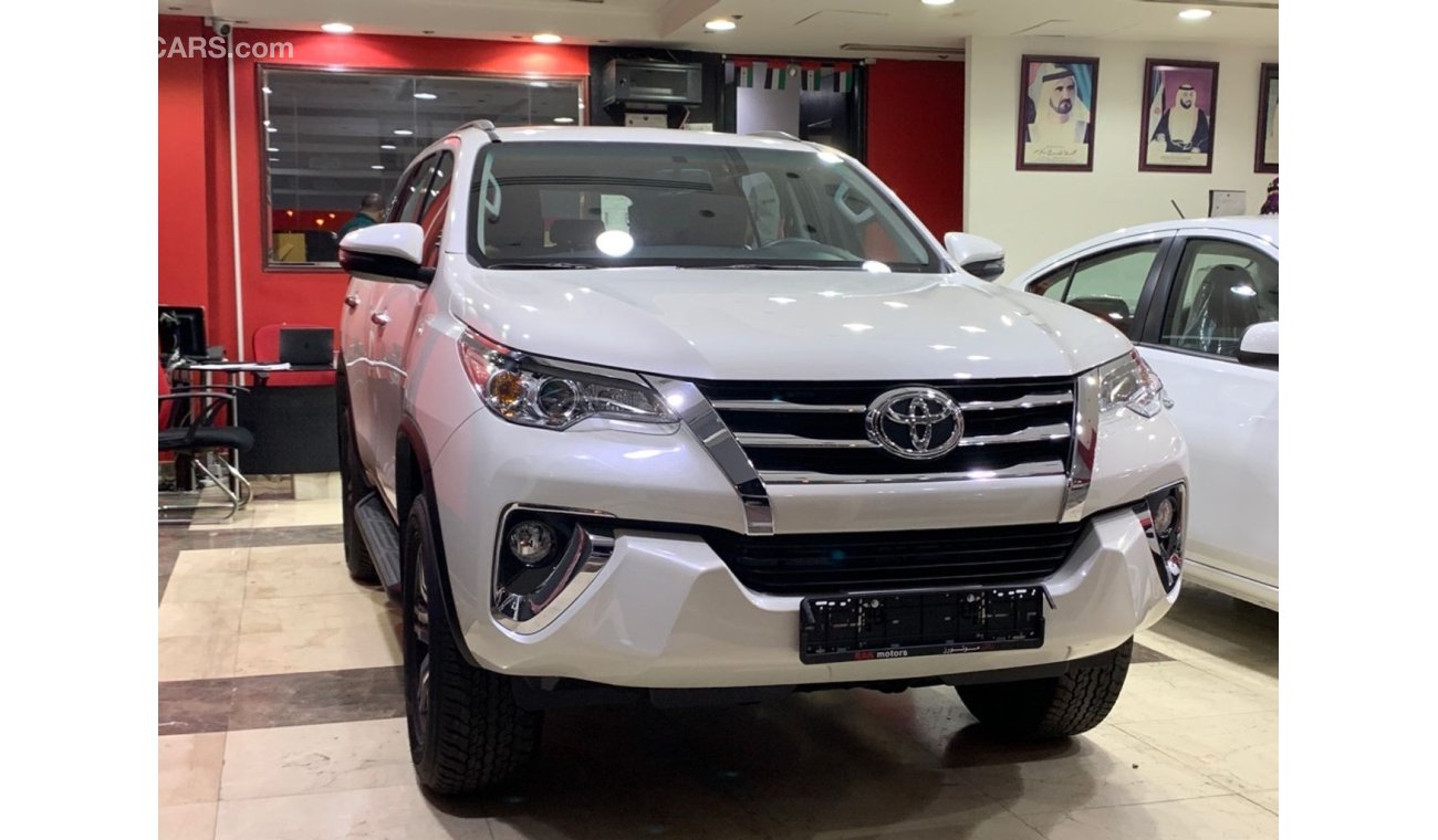 Toyota Fortuner V4 MY2020 WITH REAR SCREENS  ( WARRANTY / SERVICES )