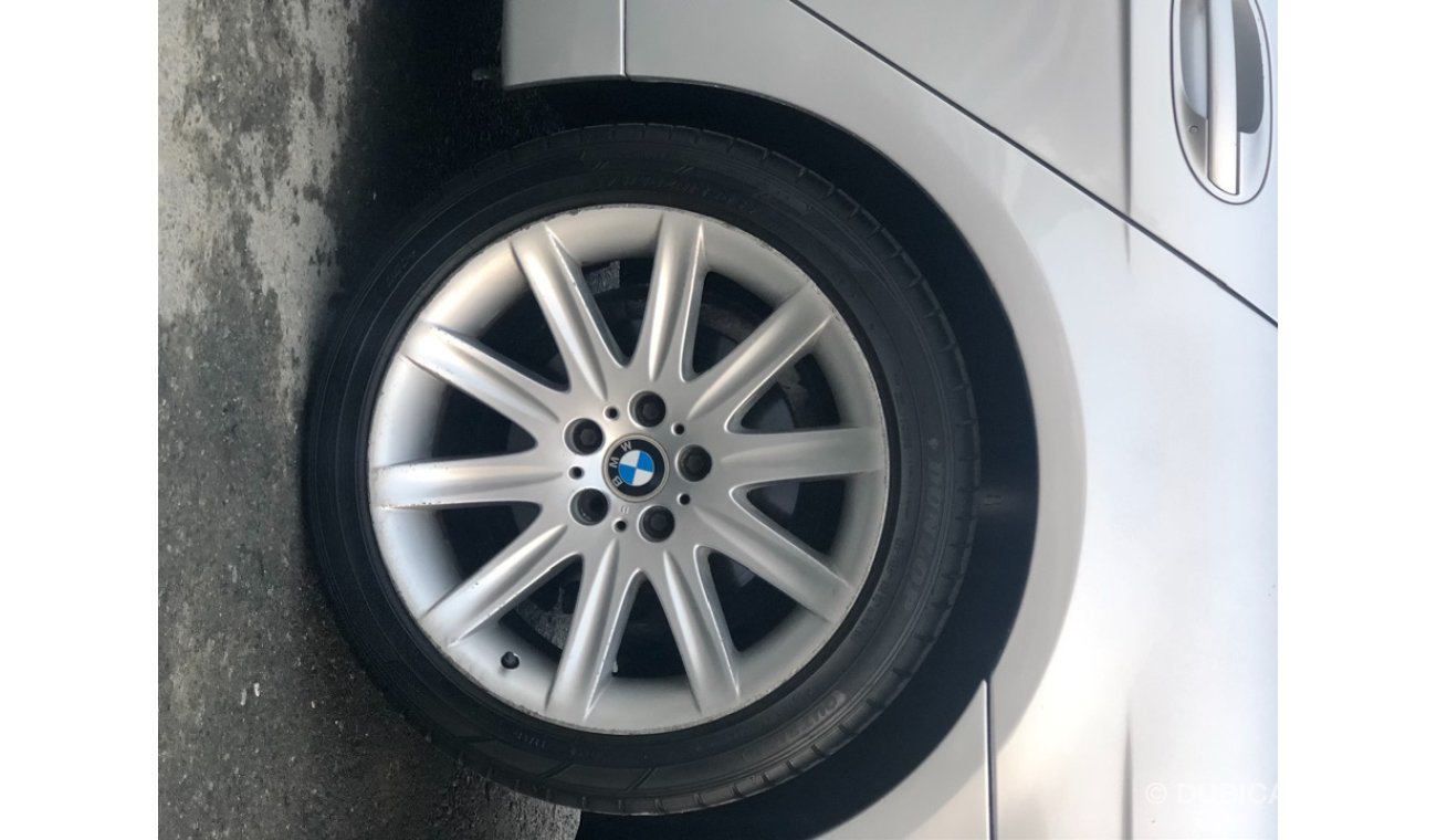 بي أم دبليو 730Li موديل 2007 خليجي فل مواصفات كراسي جلد وفتحه سقف ومثبت سرعه وتحكم كهربي كامل ونظام صوت ممتاز وكاميرا