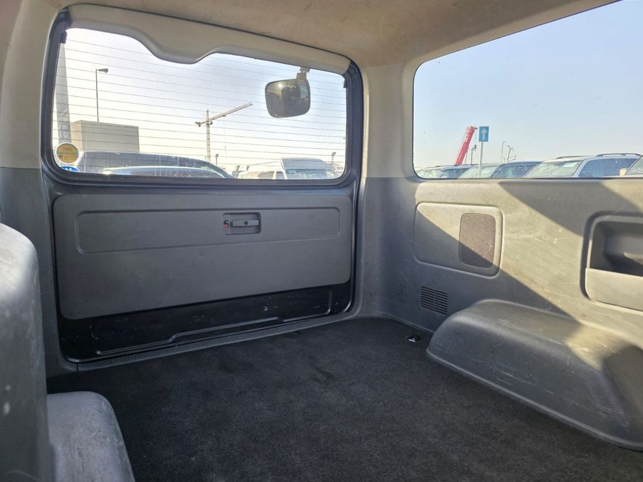 Toyota Hiace TOYOTA HIACE  VAN RHD 2007 MODEL 2.0 L PETROL AUTOMATIC(PM51149)